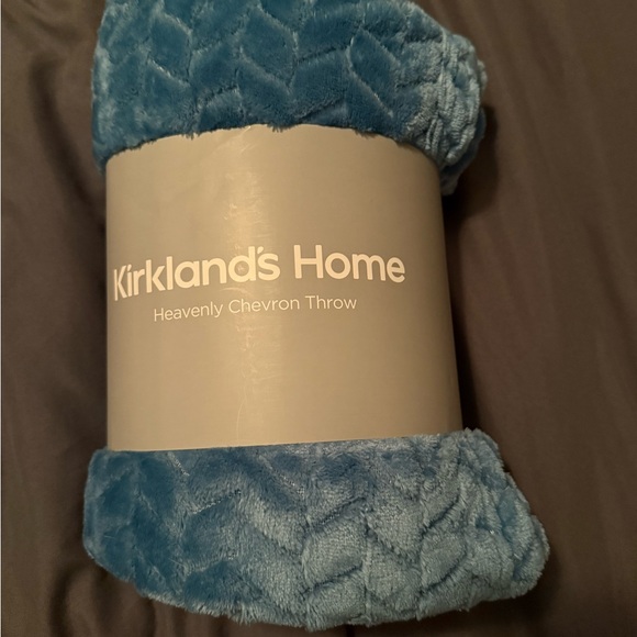 Kirklands Other - Kirkland's Home Heavenly Chevron Throw in Teal